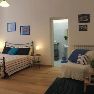 Bed & Breakfast 103, Roma